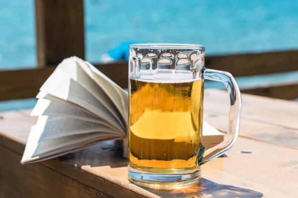 Image for event: Beers &amp; Books